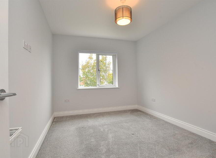 21 Donegall Park Gardens, Belfast, BT15 5EU