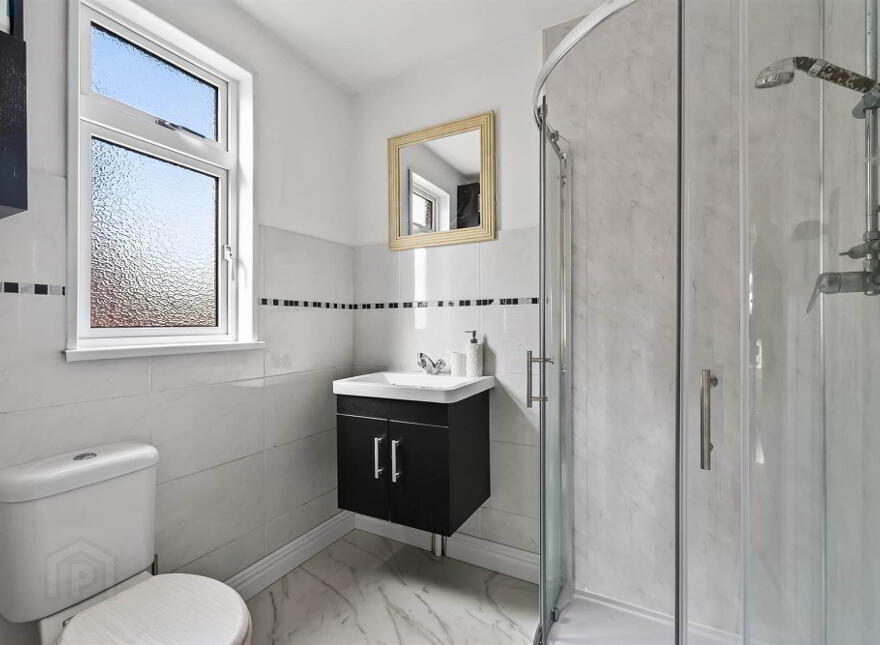 3 Belvedere Park, Stranmillis, Belfast, BT9 5GS