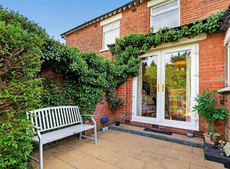 3 Belvedere Park, Stranmillis, Belfast, BT9 5GS