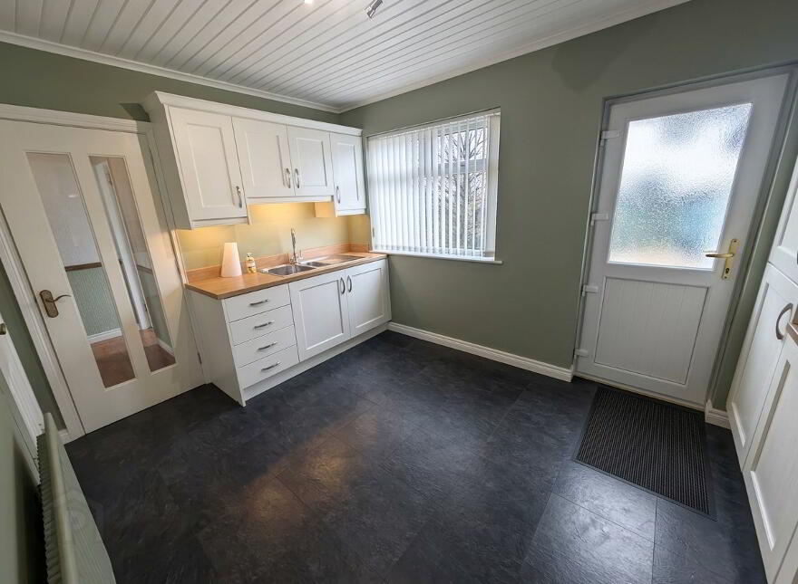 18 Braidwater Gardens, Broughshane, Ballymena, BT42 4LA