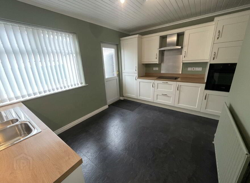 18 Braidwater Gardens, Broughshane, Ballymena, BT42 4LA