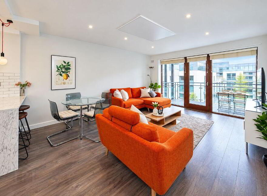 Block E, 231 Castleforbes Square, Ifsc, Ifsc, D01FT97