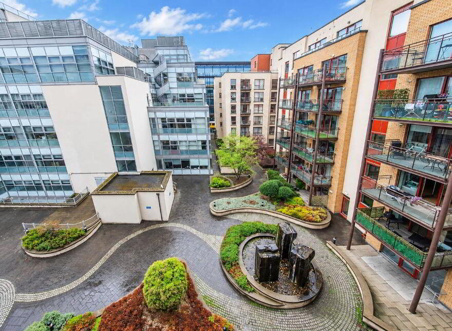 Block E, 231 Castleforbes Square, Ifsc, Ifsc, D01FT97
