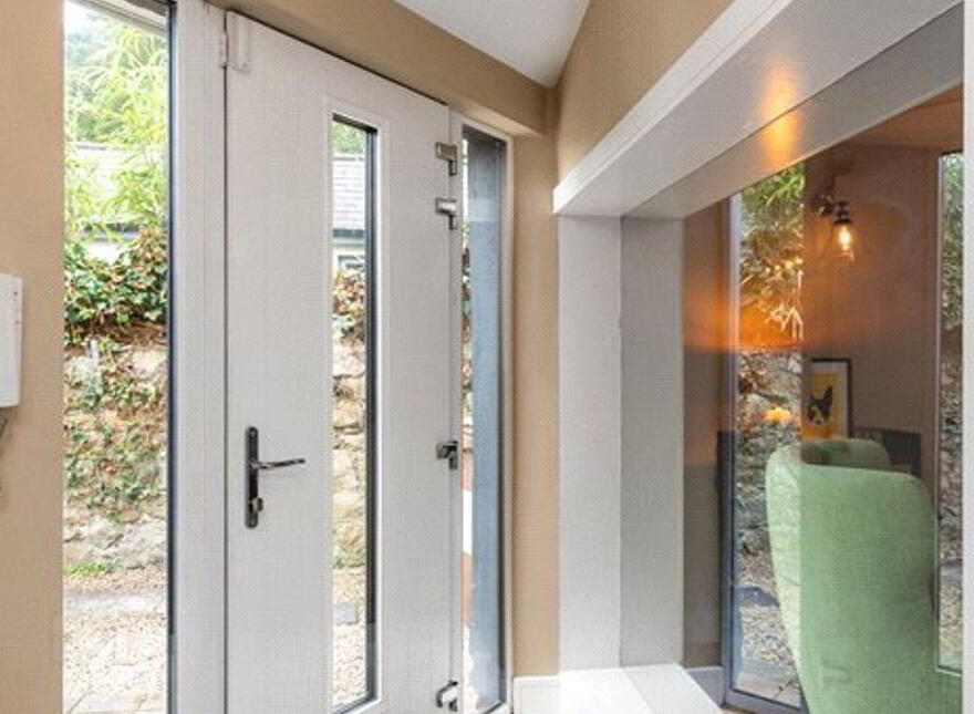 Olvin, 3A Vergemount Hall, Clonskeagh Road, Clonskeagh, Dublin 6, D06EE00