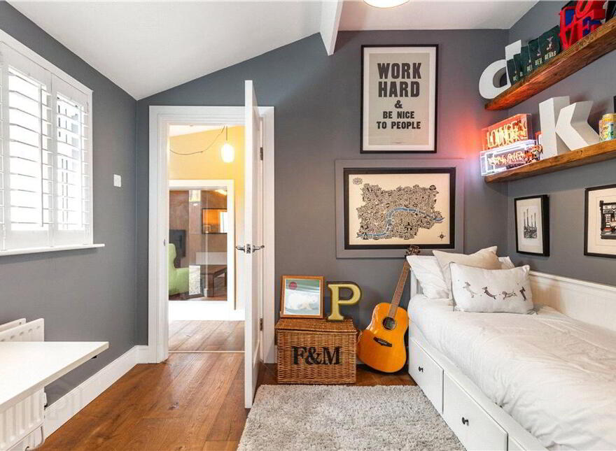 Olvin, 3A Vergemount Hall, Clonskeagh Road, Clonskeagh, Dublin 6, D06EE00