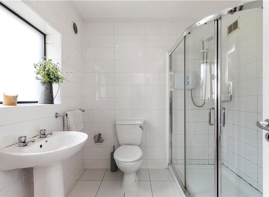 Olvin, 3A Vergemount Hall, Clonskeagh Road, Clonskeagh, Dublin 6, D06EE00
