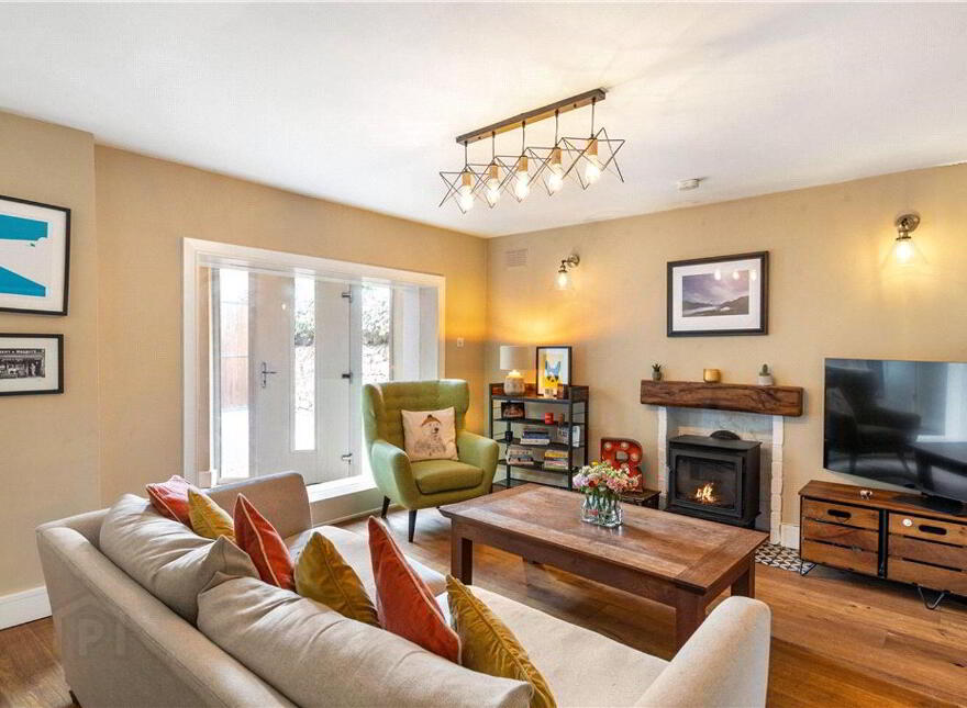 Olvin, 3A Vergemount Hall, Clonskeagh Road, Clonskeagh, Dublin 6, D06EE00