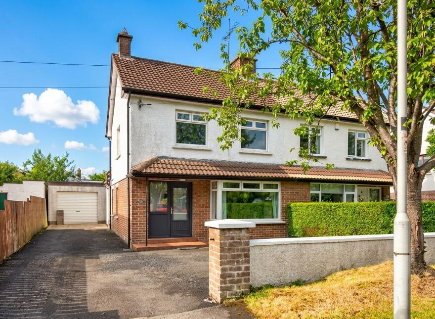 20 Grange Avenue, Ballymena, BT42 2DX