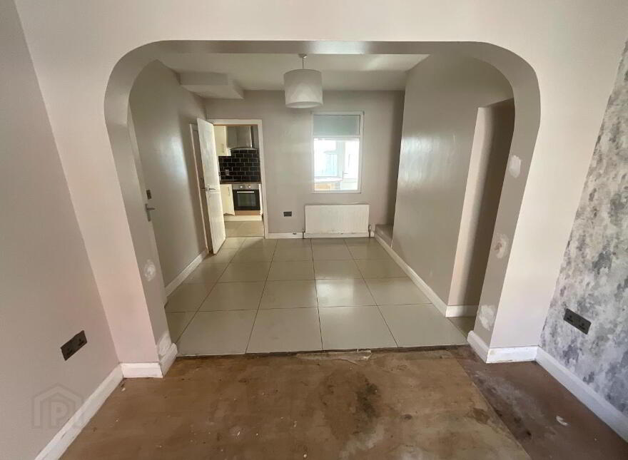 21 Oakmount Drive, Belfast, BT15 3RE