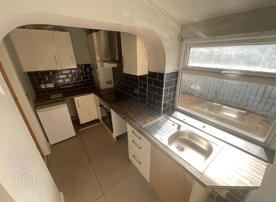 21 Oakmount Drive, Belfast, BT15 3RE