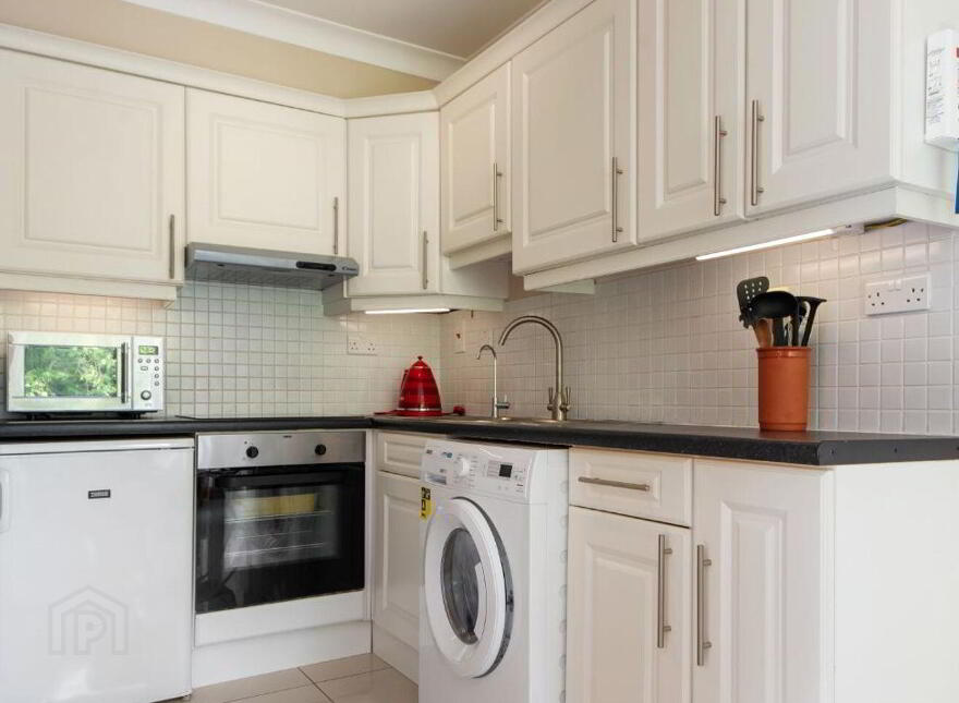 Apartment 33 The Elms Mount Merrion Avenue, Blackrock, Blackrock, A94NR70