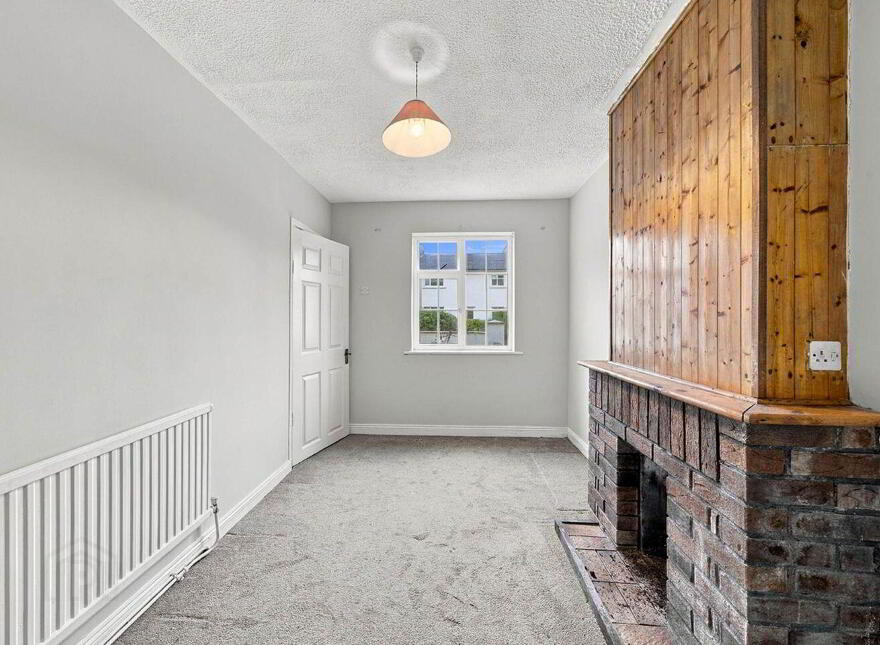 24 Garden City, Gorey, Y25XF59