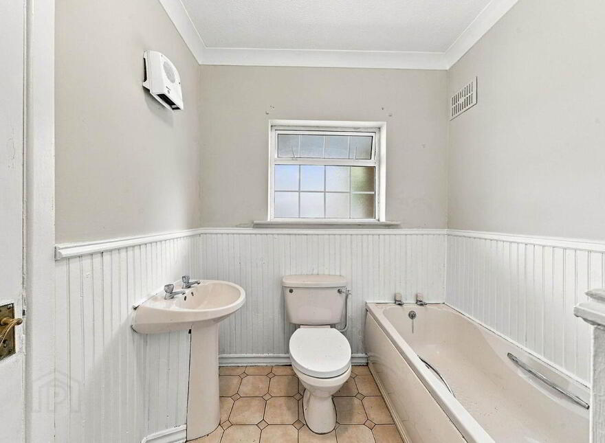 24 Garden City, Gorey, Y25XF59
