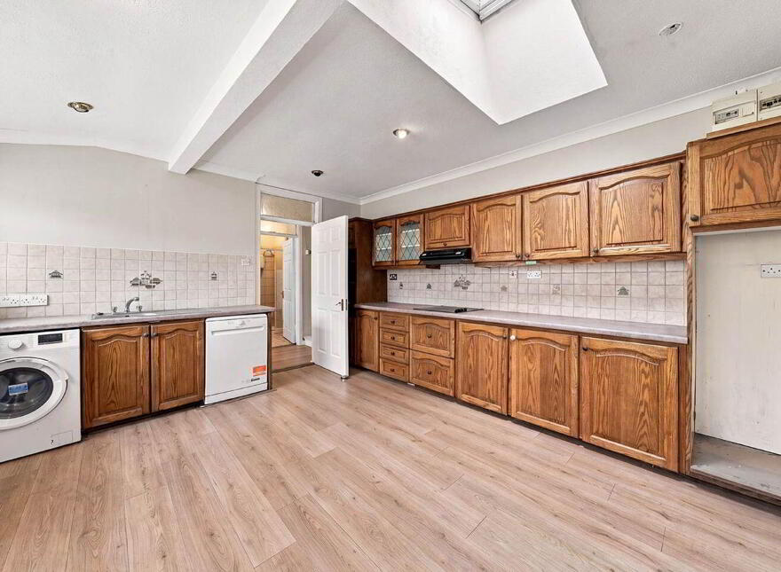 24 Garden City, Gorey, Y25XF59