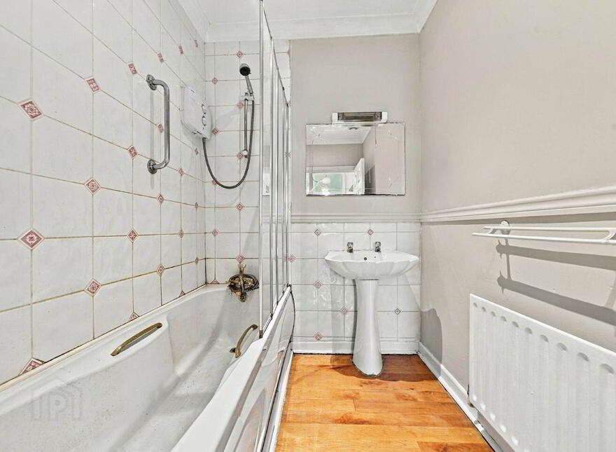 24 Garden City, Gorey, Y25XF59