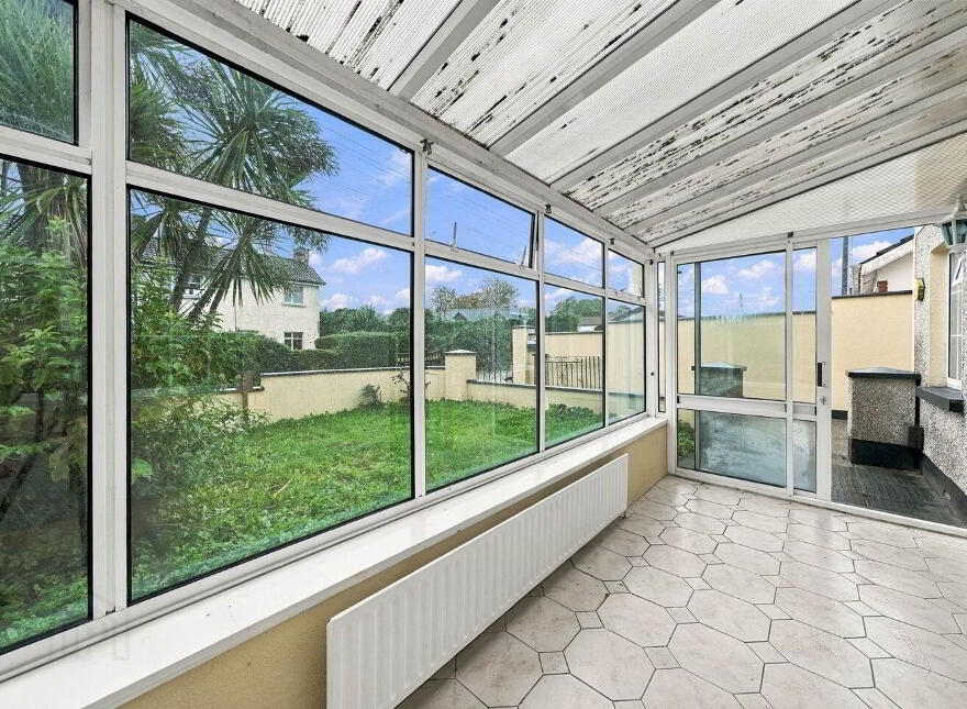 24 Garden City, Gorey, Y25XF59