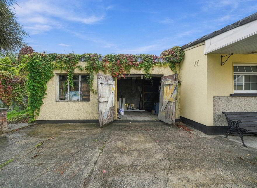 24 Garden City, Gorey, Y25XF59