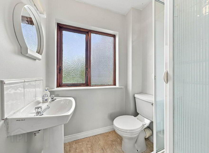27 Beachside Avenue, Riverchapel, Riverchapel, Y25NR25