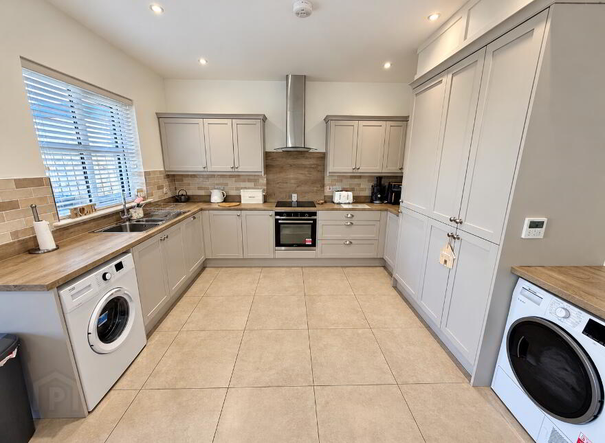 10 Stoney Manor, Woodside Road, L’derry, BT47 2UF