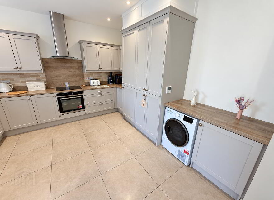 10 Stoney Manor, Woodside Road, L’derry, BT47 2UF