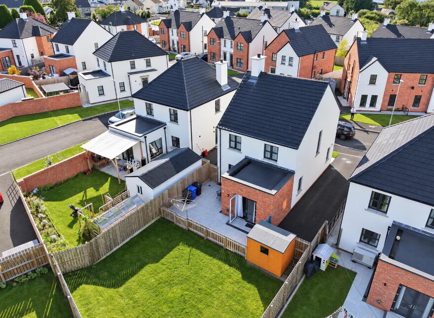 10 Stoney Manor, Woodside Road, L’derry, BT47 2UF