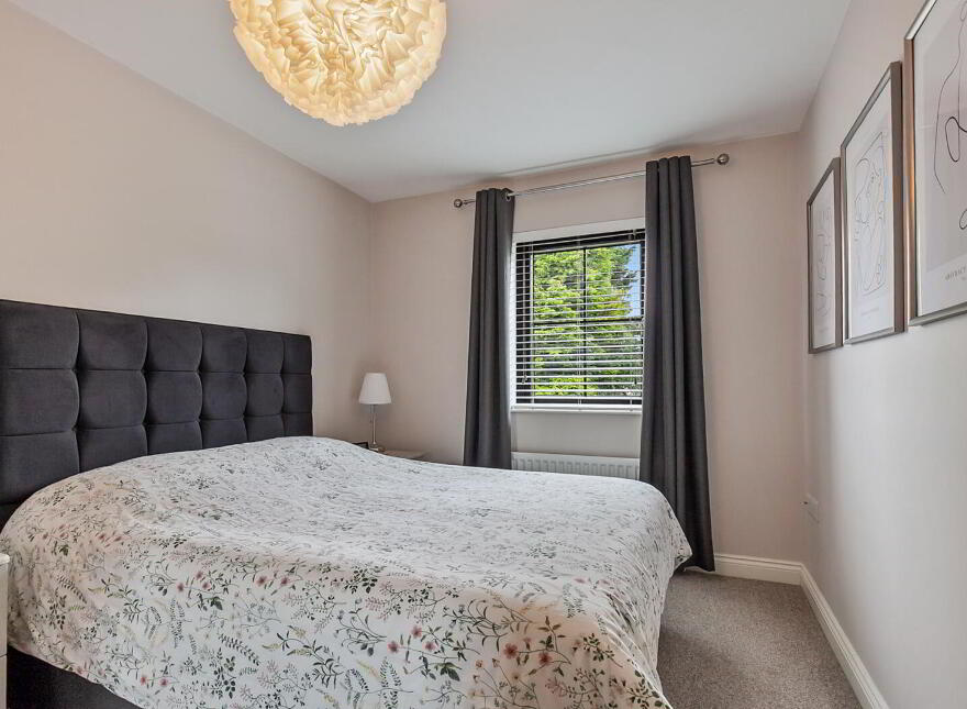 5 Hollybrook Hill, Newtownabbey, BT36 7FA