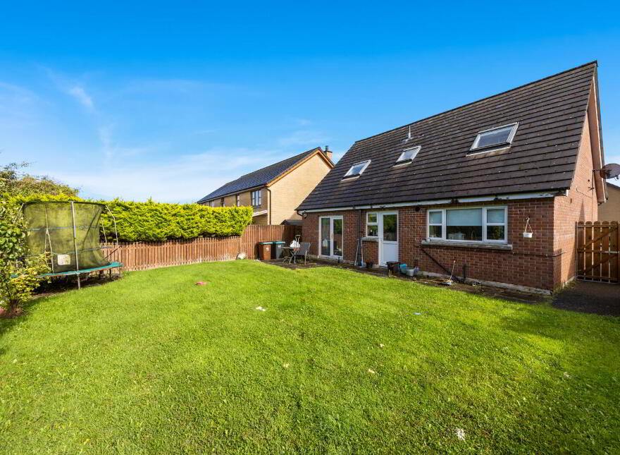 11 Aylesbury Road, Newtownabbey, BT36 7YP