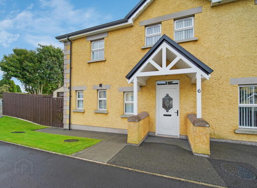 6 Muckle Hill View, Castlederg, BT81 7TR