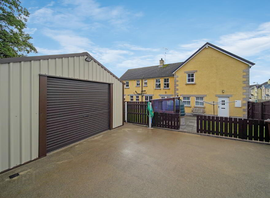 6 Muckle Hill View, Castlederg, BT81 7TR