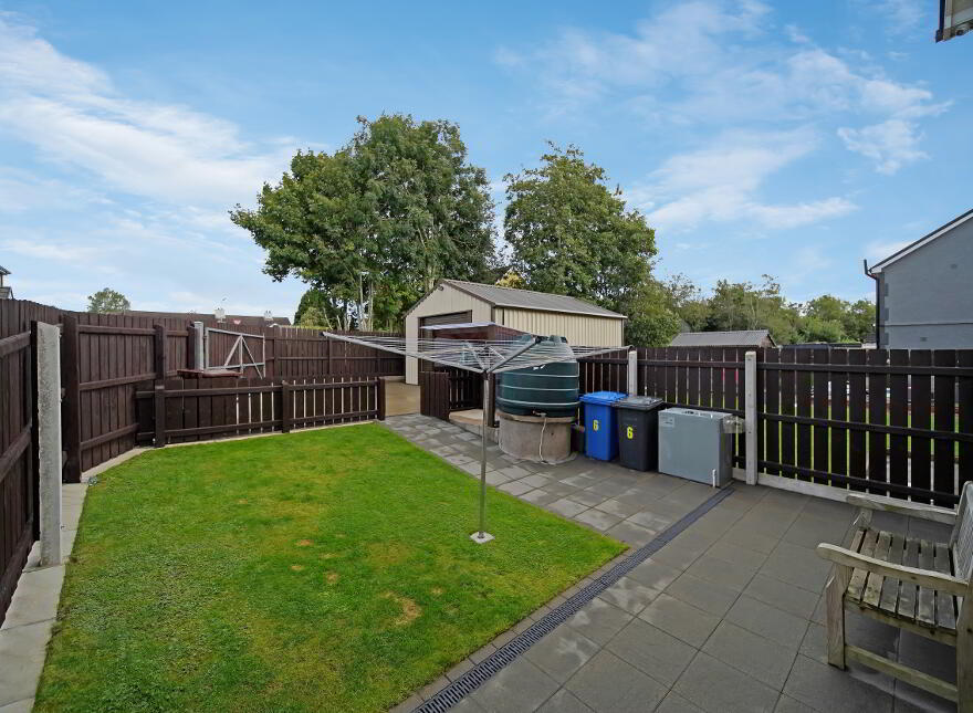 6 Muckle Hill View, Castlederg, BT81 7TR