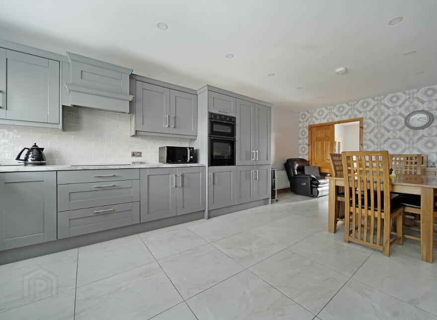 6 Muckle Hill View, Castlederg, BT81 7TR