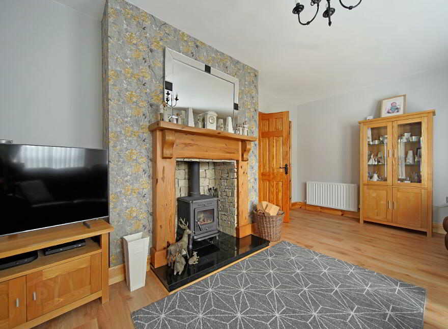 6 Muckle Hill View, Castlederg, BT81 7TR