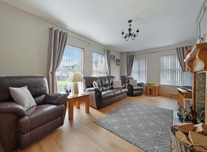 6 Muckle Hill View, Castlederg, BT81 7TR
