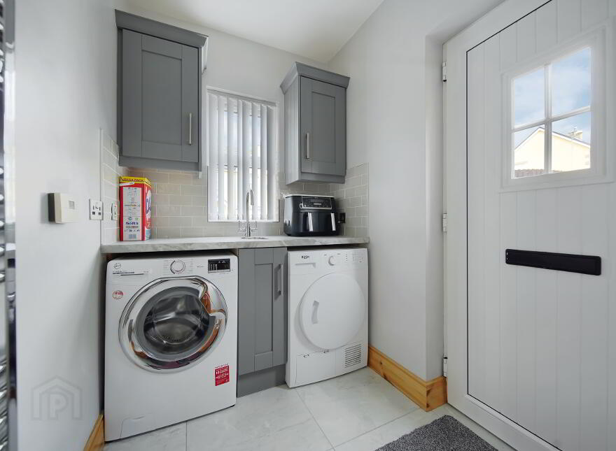 6 Muckle Hill View, Castlederg, BT81 7TR