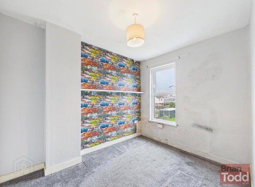 55 Laharna Avenue, Larne, BT40 1NF