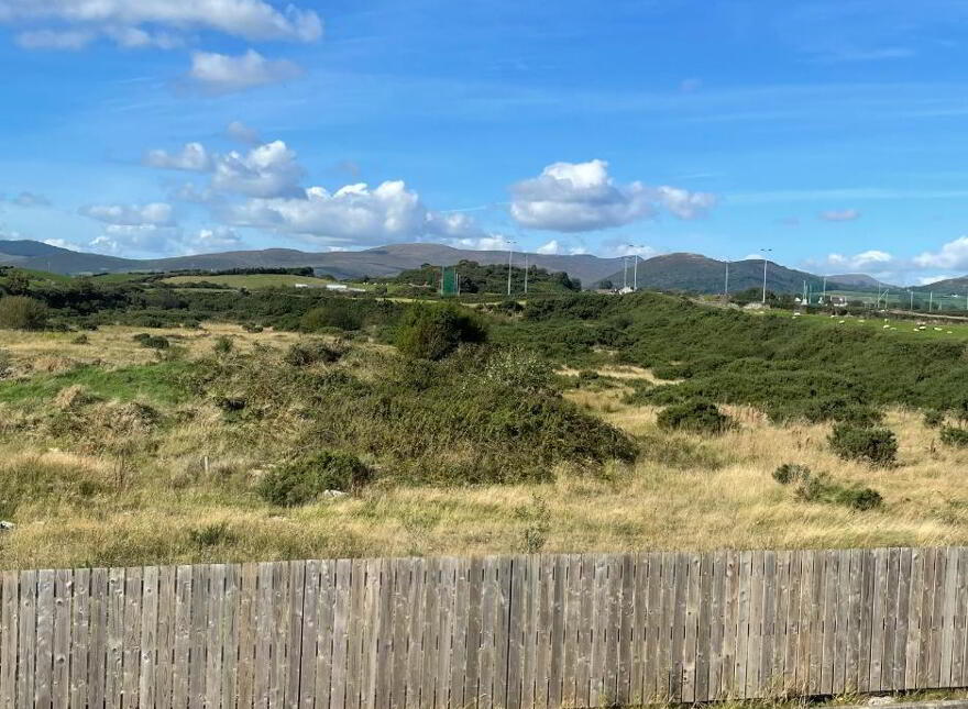 25 Larkmount, Dunavil, Kilkeel, BT34 4WT