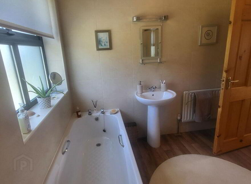Waters Edge, Augharan, Aughavas, H12YH58
