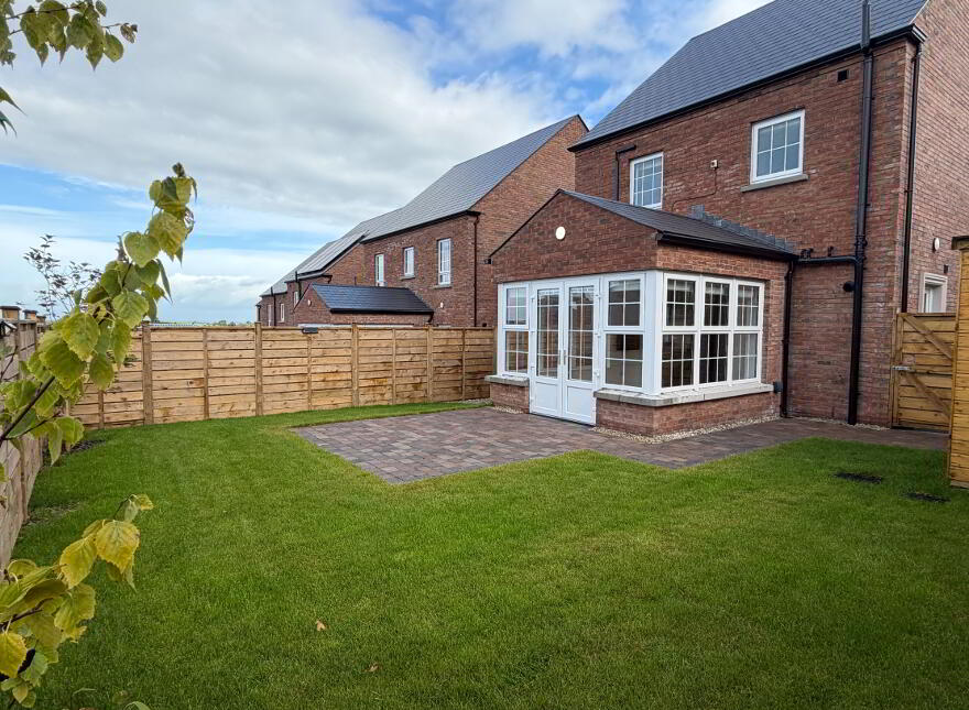 55 Deanery Gardens, Armagh, BT61 7AS