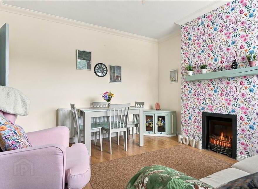 15 Rosspark, Ballymena, BT42 2JZ