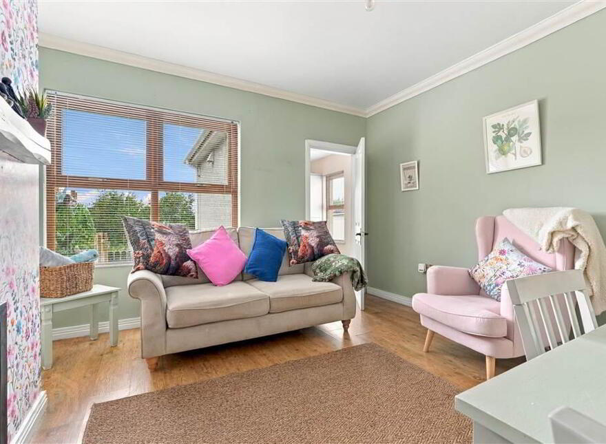 15 Rosspark, Ballymena, BT42 2JZ