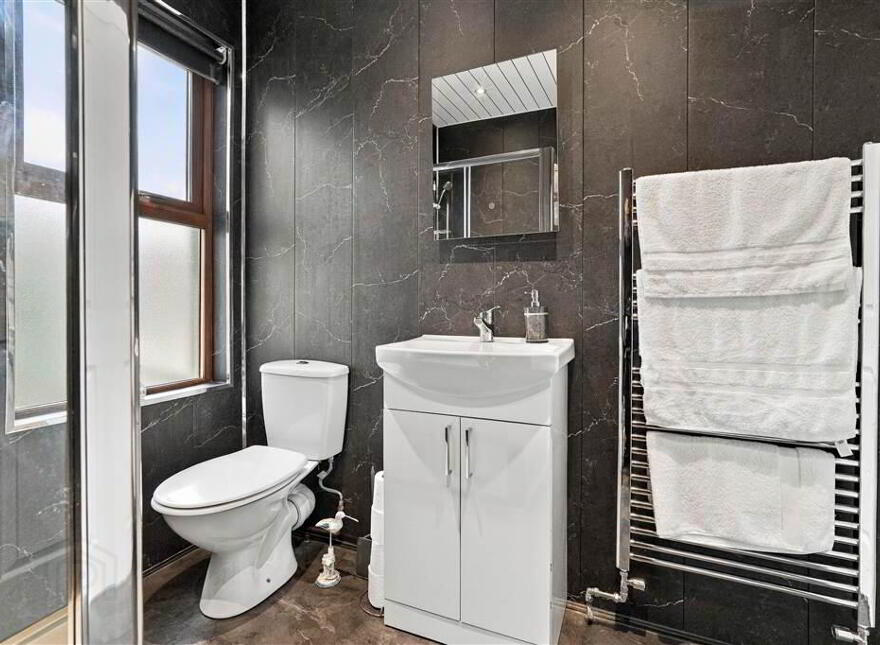 15 Rosspark, Ballymena, BT42 2JZ
