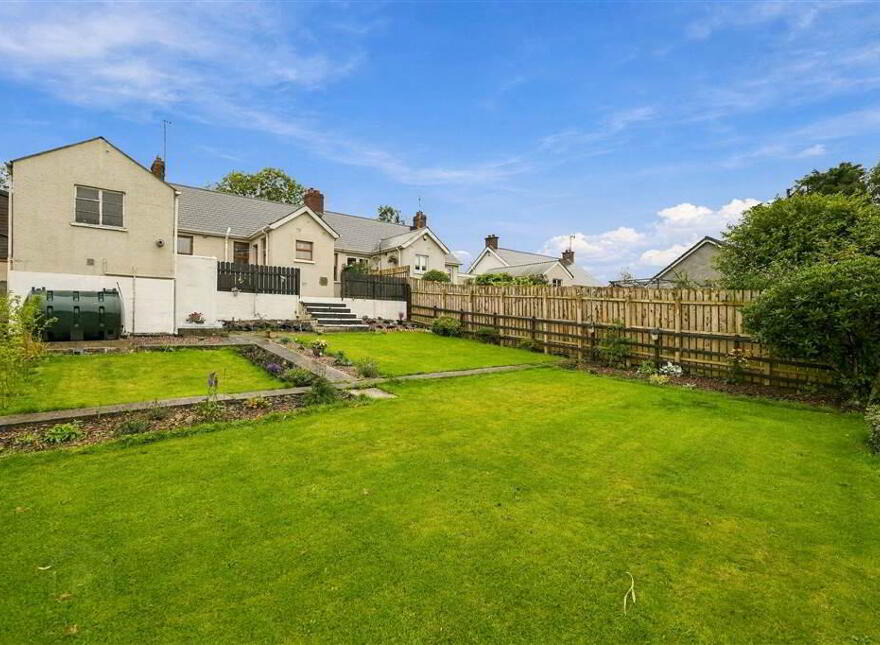 15 Rosspark, Ballymena, BT42 2JZ