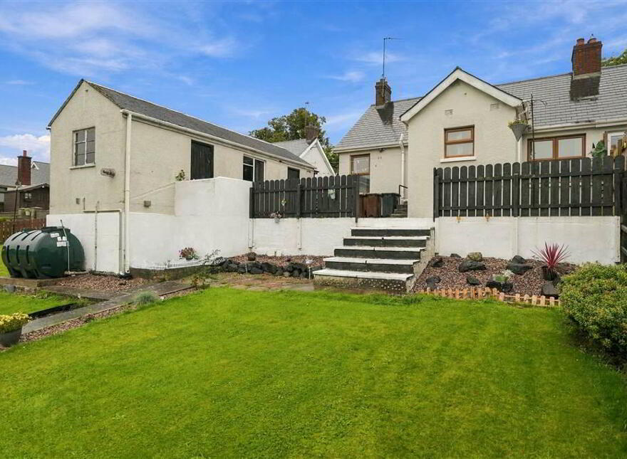 15 Rosspark, Ballymena, BT42 2JZ