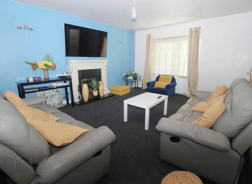 424 Belfast Road, Bangor, BT19 1UE