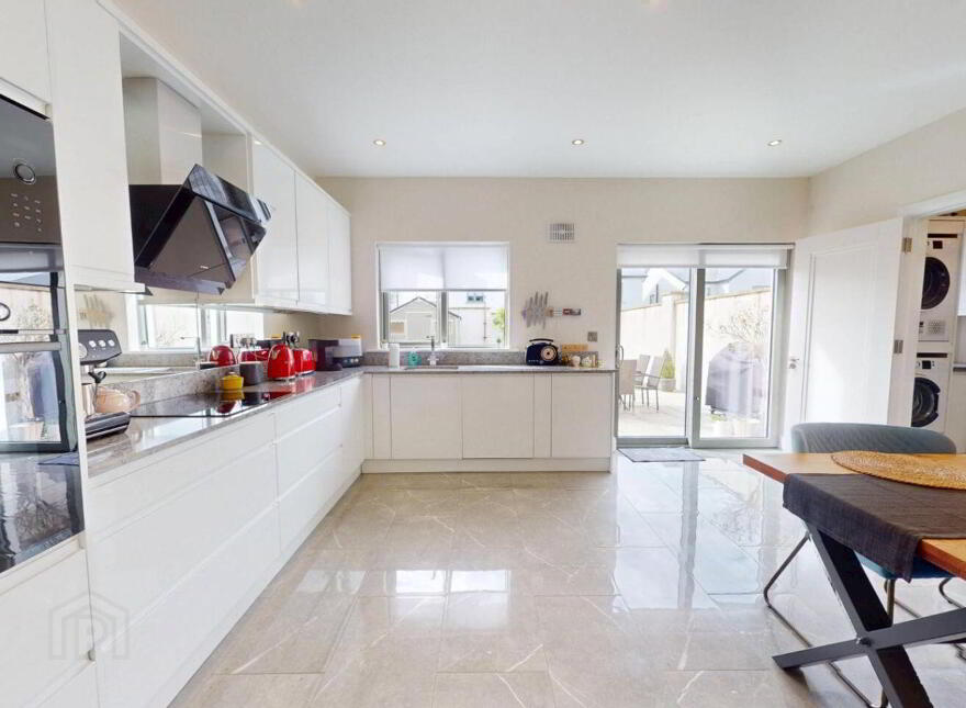 13 Chestnut Hill, Killeens, Wexford Town, Y35K24E