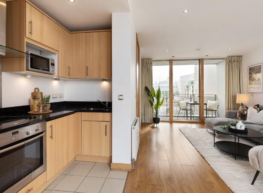 17 Pakenham House, Spencer Dock, Dublin 1, D01XW54