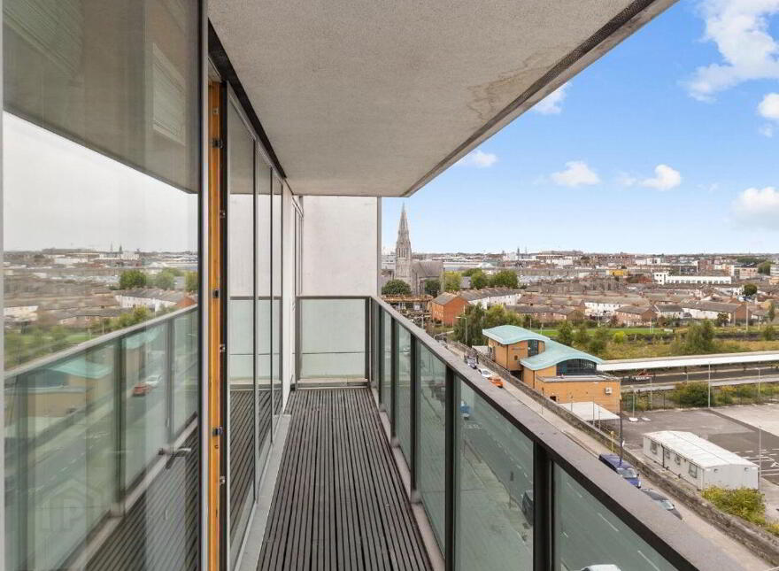 17 Pakenham House, Spencer Dock, Dublin 1, D01XW54