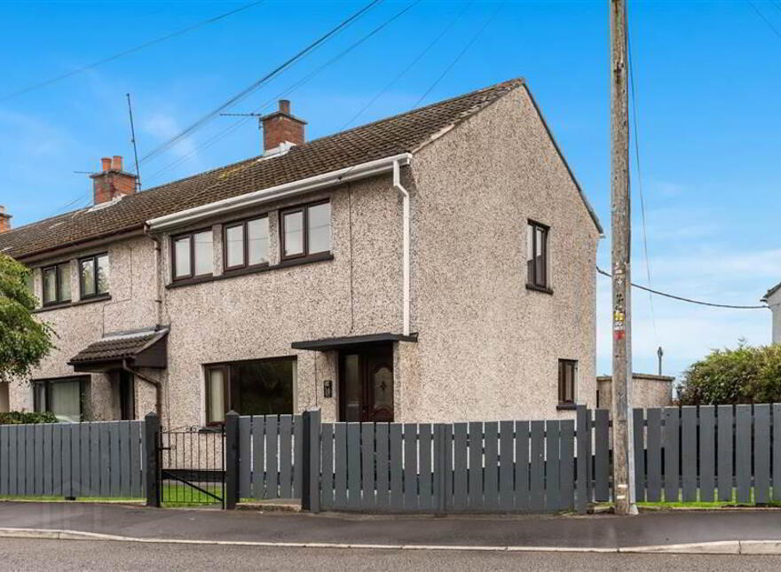 16 Milltown Avenue, Lisburn, BT28 3TP photo