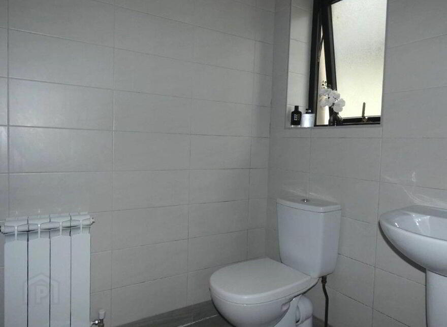 9 Hill View, Creggaun Na Hilla, Clarecastle, Ennis, V95F0X7