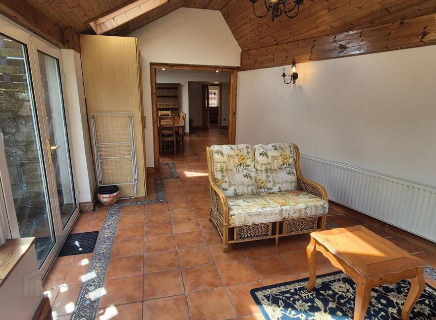 Old Chapel Court, Old Chapel Lane, Tullow, R93E302